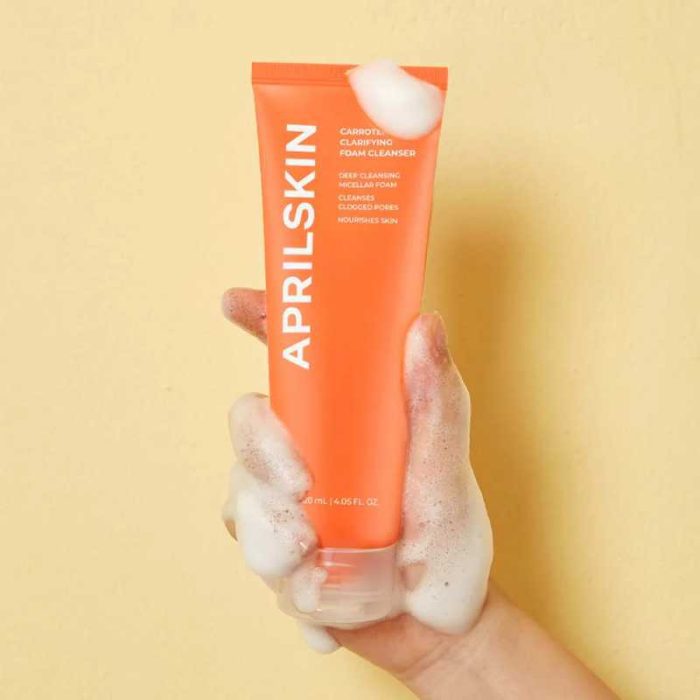 APRILSKIN REAL CARROTENE ACNE FOAM CLEANSER 120g
